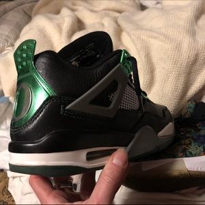 Jordan 4 ducks of O custom specialty kicks